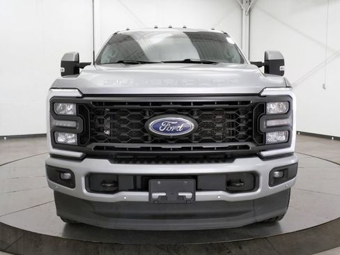 Used 2023 Ford F250 Lariat w/ Lariat Ultimate Package AWD/4WD image 2