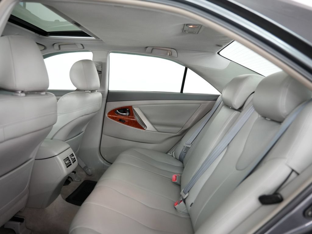 Used 2009 Toyota Camry SE FWD image 36