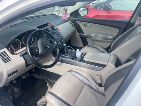 Used 2010 MAZDA CX-9 Grand Touring w/ Moonroof & Bose Audio Pkg image 11