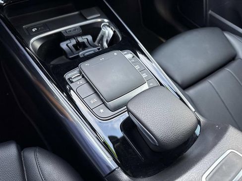 Used 2021 Mercedes-Benz GLA 250 4MATIC image 26