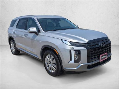 Used 2025 Hyundai Palisade SEL AWD/4WD image 3