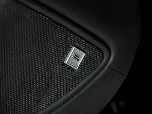 Used 2014 Ferrari F12 Berlinetta RWD image 20