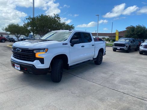 New 2026 Chevrolet Silverado 1500 LT Trail Boss w/ Convenience Package II AWD/4WD image 3