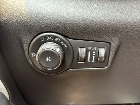 New 2026 Jeep Compass Limited AWD/4WD image 21