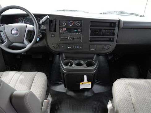 New 2025 GMC Savana 3500 LS image 2