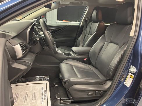 Certified 2022 Subaru Outback Limited image 11