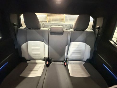 Used 2025 Toyota Tacoma SR image 36