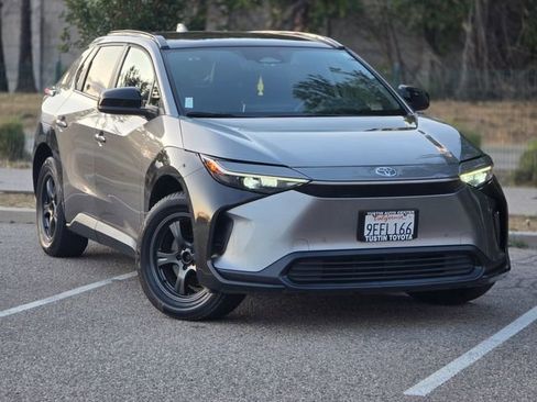 Used 2023 Toyota bZ4X XLE w/ Weather Package AWD/4WD image 3