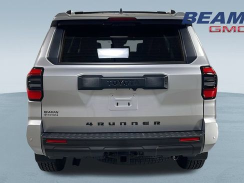 Used 2025 Toyota 4Runner TRD Off-Road Premium image 4