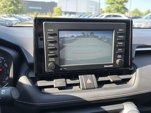Used 2020 Toyota RAV4 LE w/ All Weather Liner Package AWD/4WD image 27