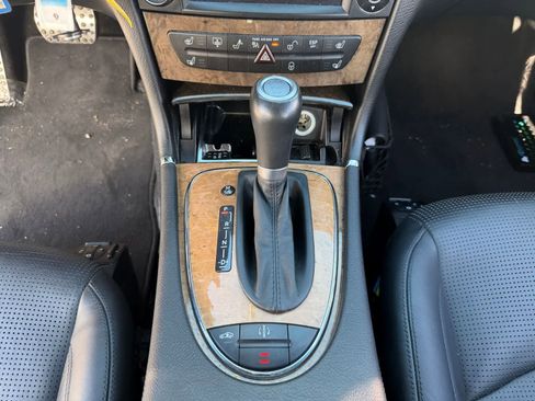 Used 2009 Mercedes-Benz E 63 AMG Sedan image 15