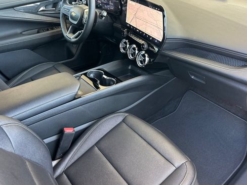 New 2026 Chevrolet Blazer EV LT FWD image 16