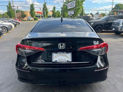 Used 2023 Honda Civic EX image 5