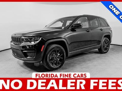 Used 2024 Jeep Grand Cherokee Altitude