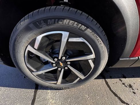 New 2026 Chevrolet Equinox EV LT w/ Comfort Package image 34