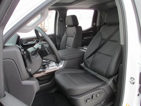 New 2026 GMC Sierra 1500 Elevation w/ Elevation Premium Package image 11