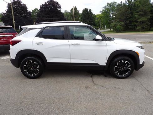 Used 2023 Chevrolet TrailBlazer LT w/ Convenience Package AWD/4WD image 6