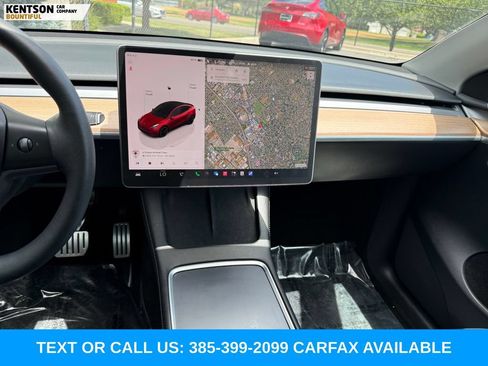 Used 2023 Tesla Model Y Performance AWD/4WD image 16