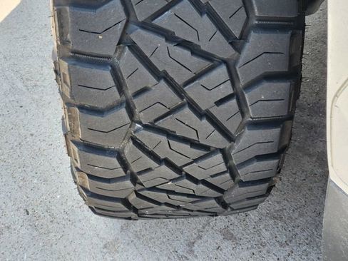 Used 2023 GMC Sierra 1500 Denali w/ Technology Package AWD/4WD image 11