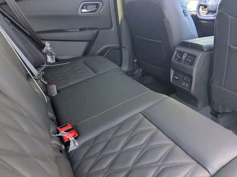 New 2026 Nissan Rogue Platinum w/ Platinum Premium Package image 23