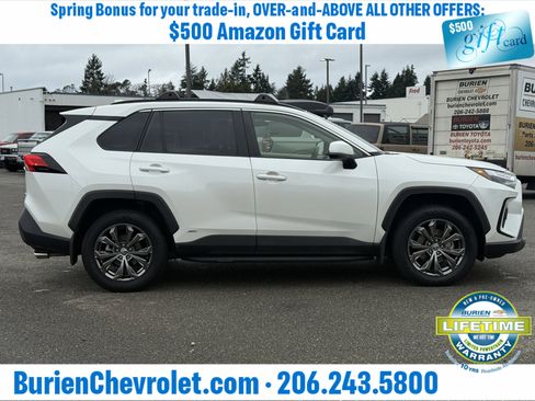 Used 2022 Toyota RAV4 XLE Premium w/ Carpet Mat Package (TMS) image 6