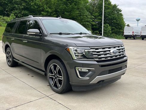 Used 2020 Ford Expedition Max Limited w/ Special Edition Package AWD/4WD image 3