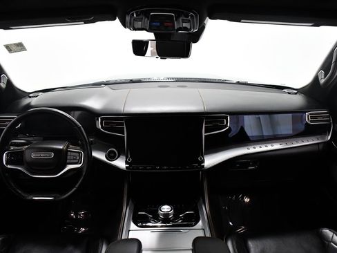 Used 2022 Jeep Grand Wagoneer Series III w/ Rear Seat Video Group 1 image 8