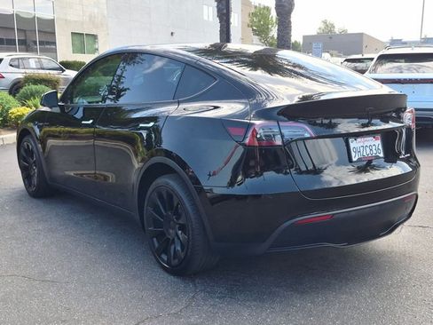 Used 2023 Tesla Model Y Long Range AWD/4WD image 7
