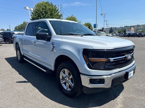 Used 2025 Ford F150 XLT w/ Equipment Group 301A Standard AWD/4WD image 7