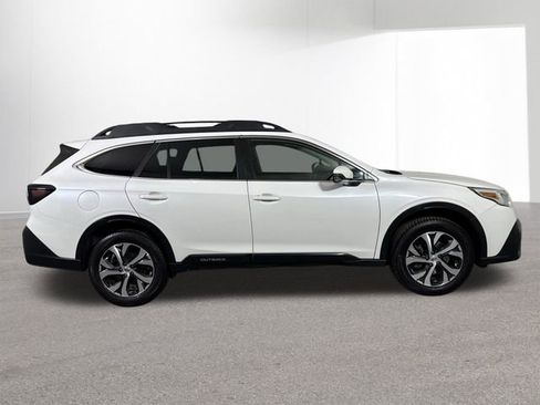 Used 2020 Subaru Outback Limited image 35
