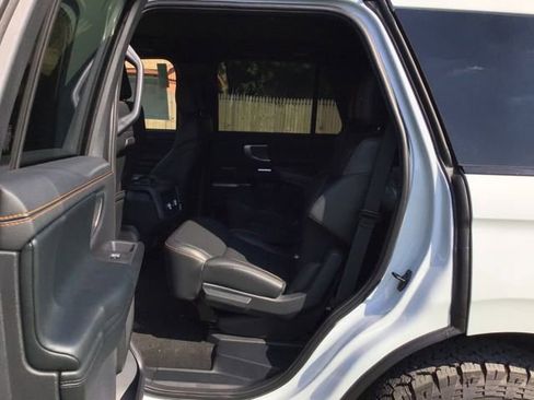 New 2025 Ford Expedition Tremor image 24