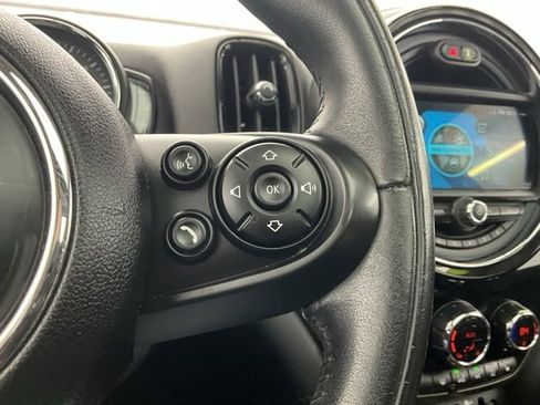 Used 2019 MINI Cooper Countryman w/ Premium Package image 16