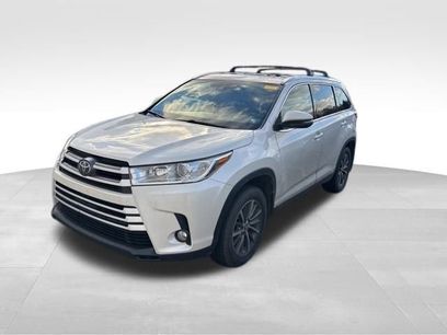 Used 2019 Toyota Highlander XLE