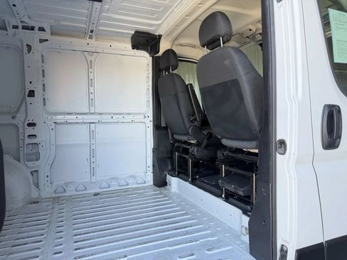 Used 2023 RAM ProMaster 1500 w/ Lane Management Group FWD image 40