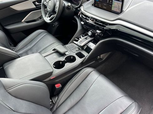 Certified 2023 Acura MDX FWD w/ Technology Package image 18