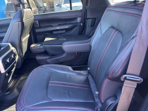 Used 2023 Ford Expedition Limited image 24