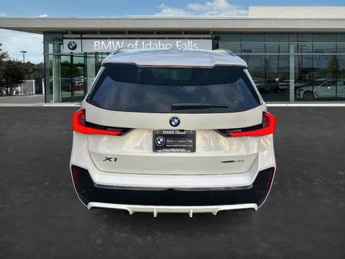 Used 2026 BMW X1 xDrive28i w/ Technology Package AWD/4WD image 3