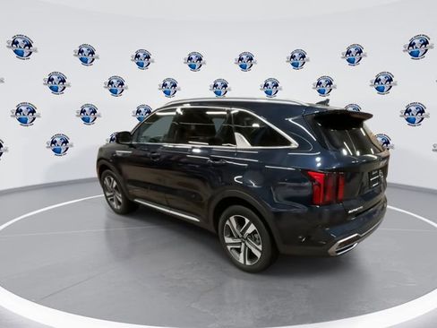Certified 2023 Kia Sorento EX image 7