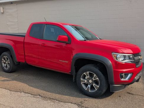 Used 2017 Chevrolet Colorado Z71 AWD/4WD image 1
