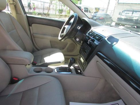 Used 2006 Ford Fusion SEL image 34