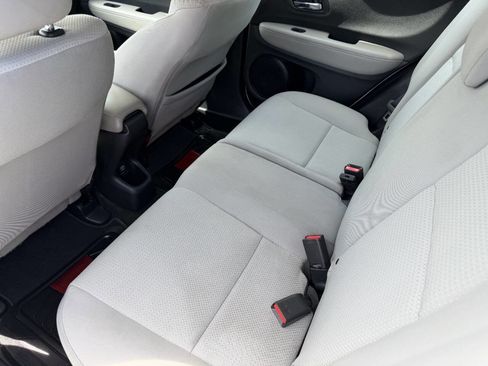 Used 2022 Honda HR-V LX image 21