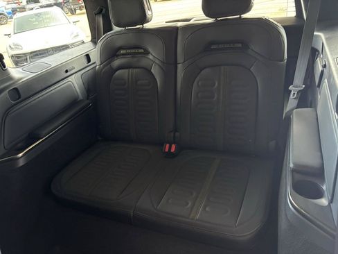 Used 2023 Rivian R1S Adventure AWD/4WD image 29