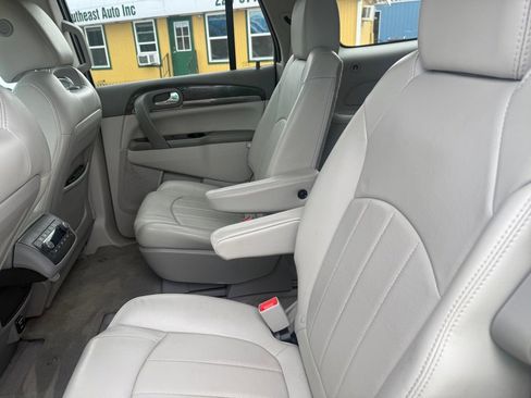 Used 2016 Buick Enclave Premium w/ Experience Buick Package image 9