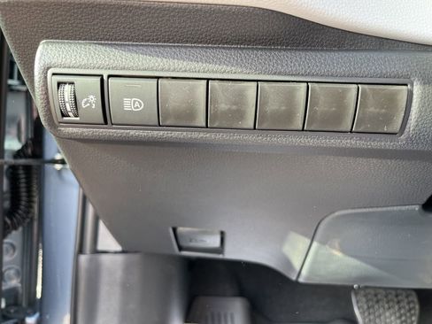 Used 2026 Toyota Corolla SE image 17