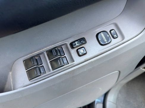 Used 2008 Toyota 4Runner SR5 AWD/4WD image 19