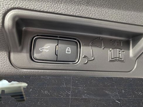 New 2026 Ford Explorer Active w/ Active Comfort Package image 18