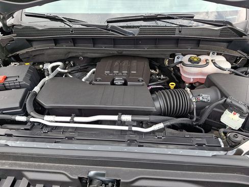 Used 2023 GMC Sierra 1500 Elevation w/ LPO, Elevation Black Package AWD/4WD image 30