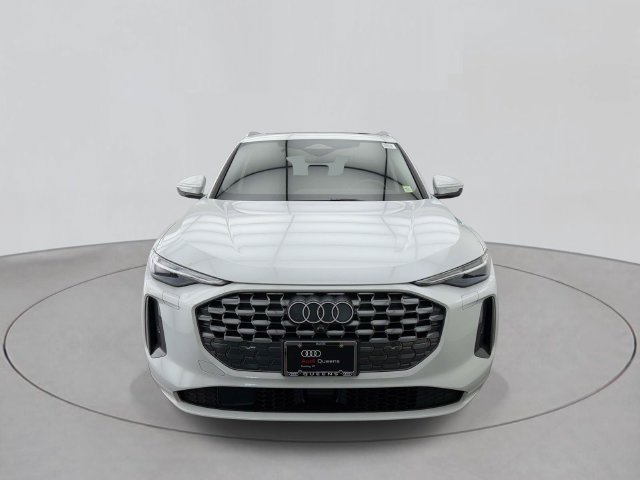 Used 2025 Audi Q5 Premium Plus w/ Premium Plus AWD/4WD image 2