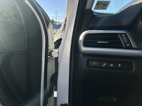 Used 2020 Kia Telluride S w/ S 8 Passenger Seating Package image 16