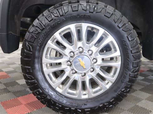 Used 2022 Chevrolet Silverado 2500 High Country w/ LPO, Dark Essentials Package image 24